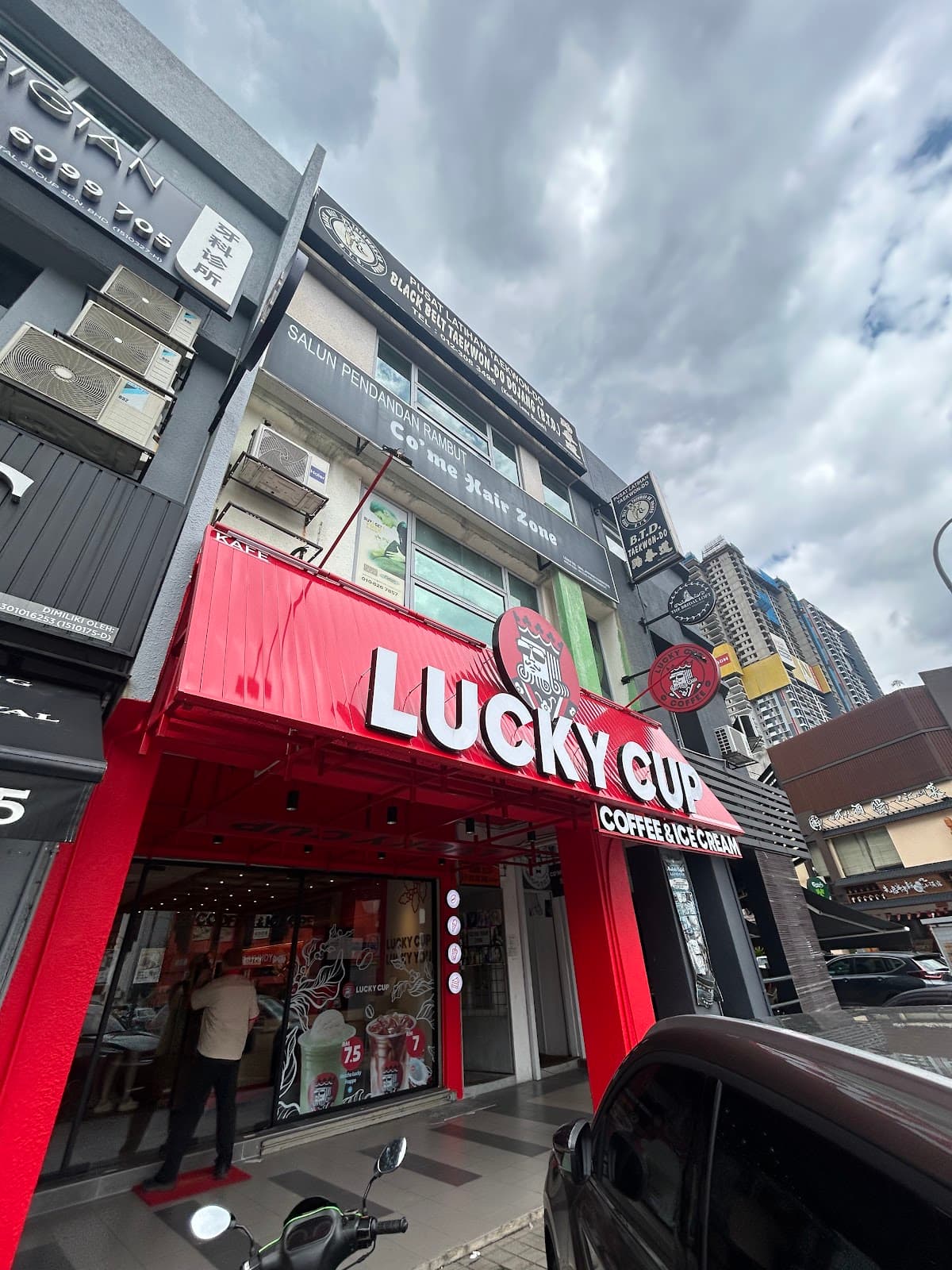 Lucky Cup Kuchai Lama