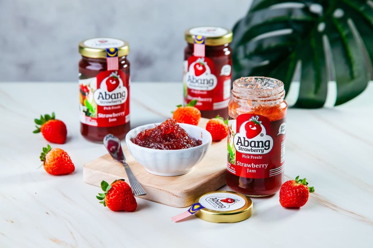 Abang Strawberry